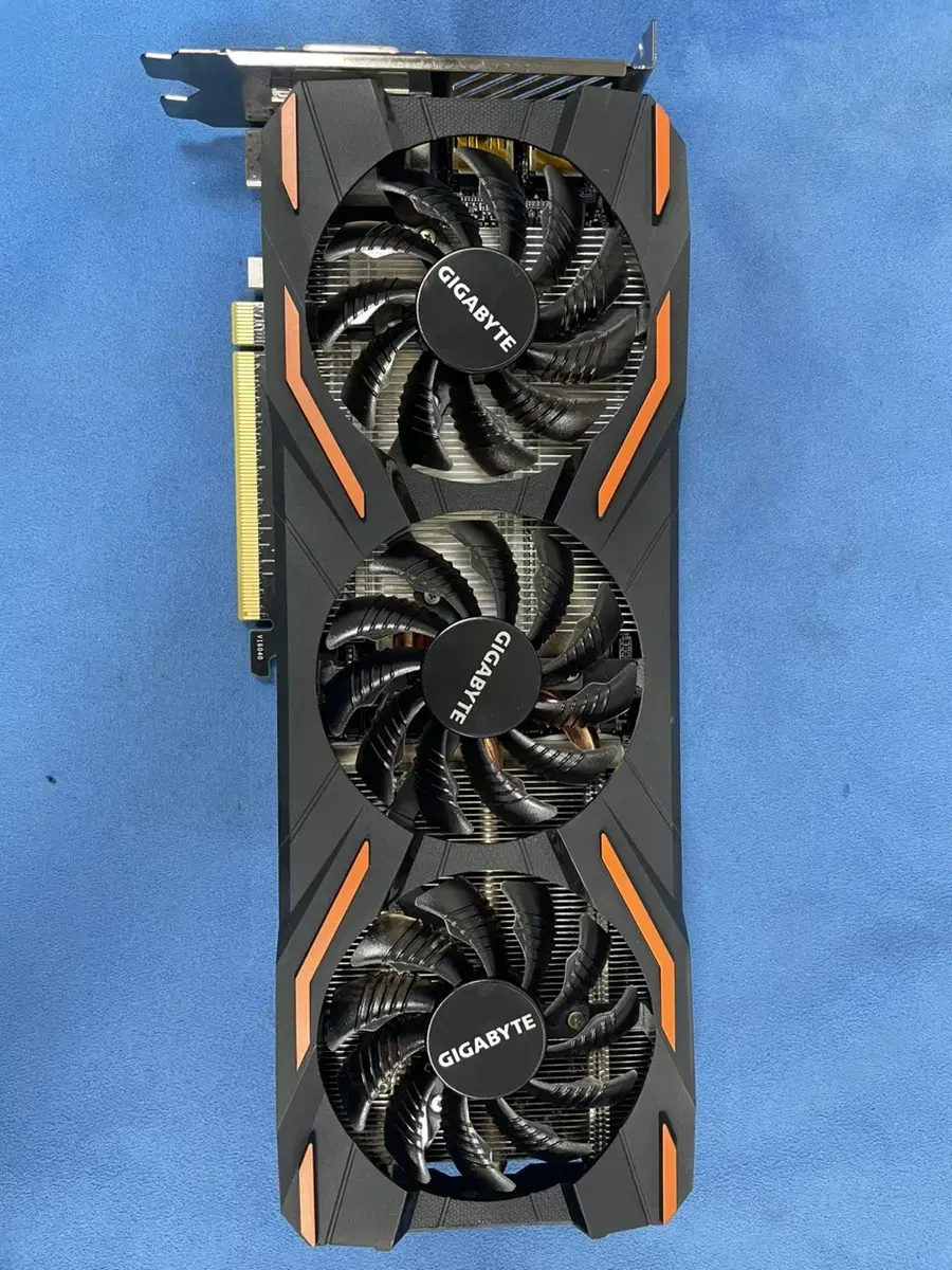 기가바이트 gtx 1080 8gb